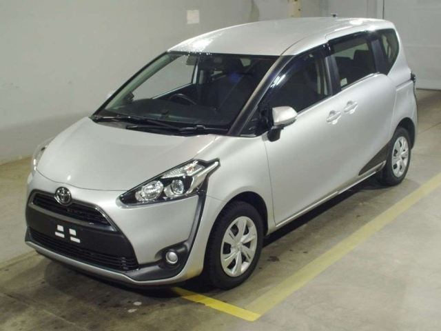 TOYOTA SIENTA 2018
