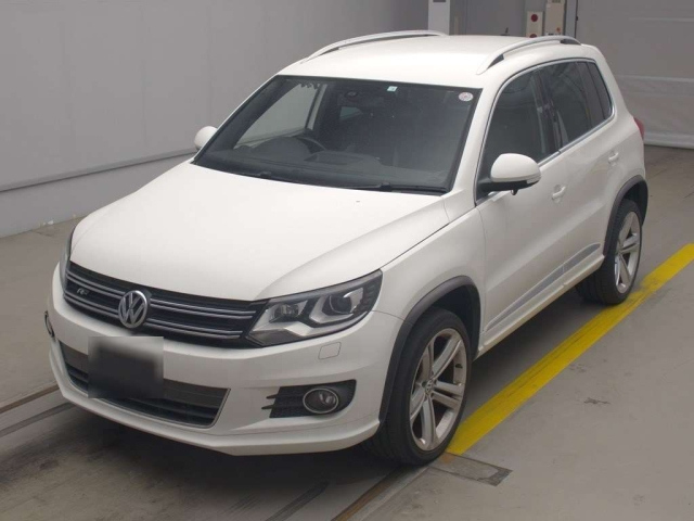VOLKSWAGEN TIGUAN 2012