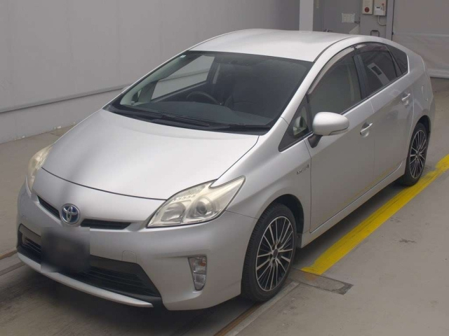 TOYOTA PRIUS 2013