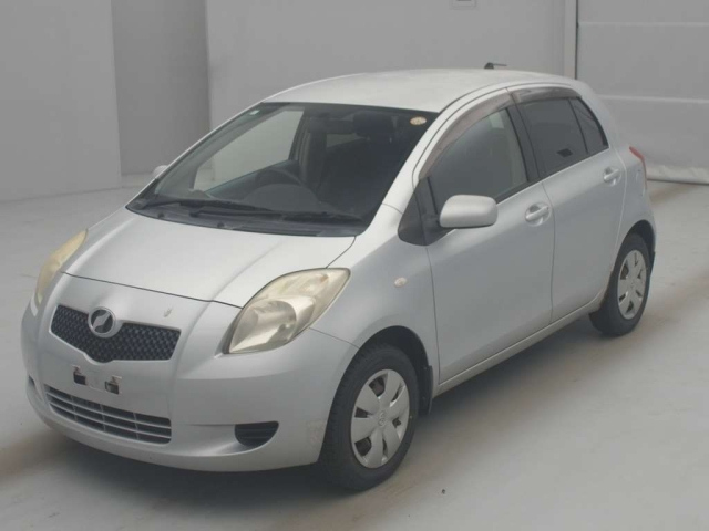 TOYOTA VITZ 2005
