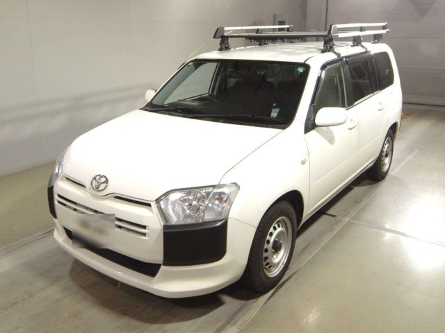 TOYOTA SUCCEED 2020