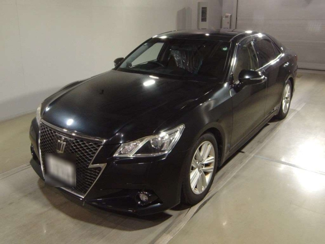 TOYOTA CROWN 2013