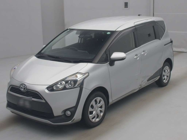TOYOTA SIENTA 2015