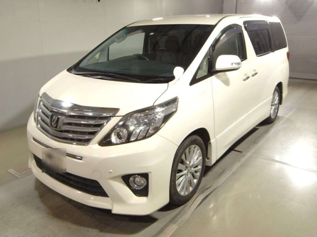 TOYOTA ALPHARD 2014