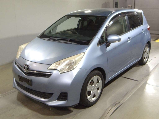 TOYOTA RACTIS 2012