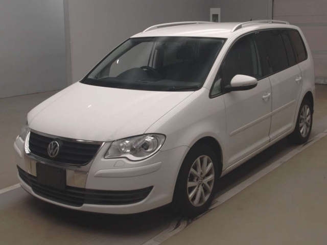 VOLKSWAGEN GOLF TOURAN
