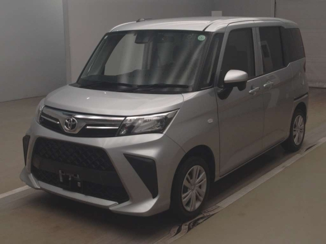 TOYOTA ROOMY 2022