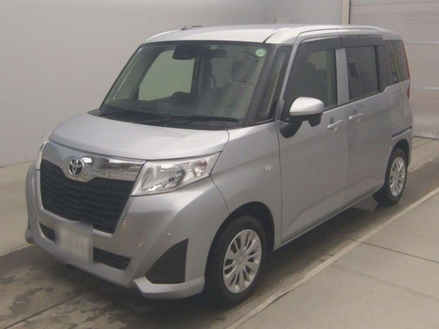 TOYOTA ROOMY 2019