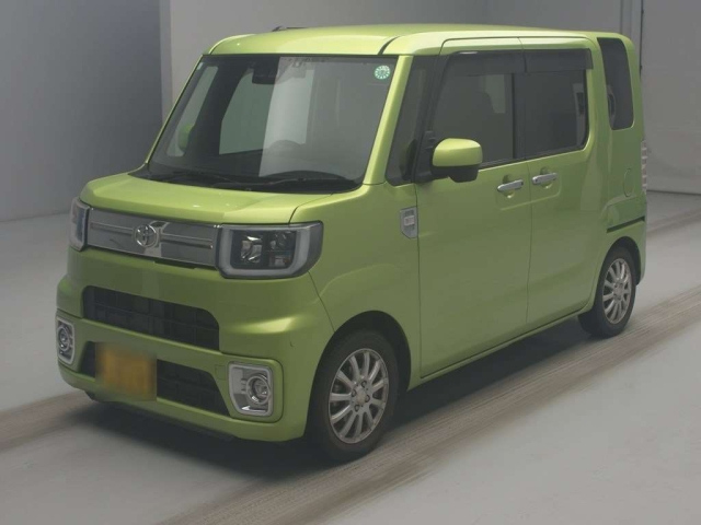TOYOTA PIXIS MEGA 2019