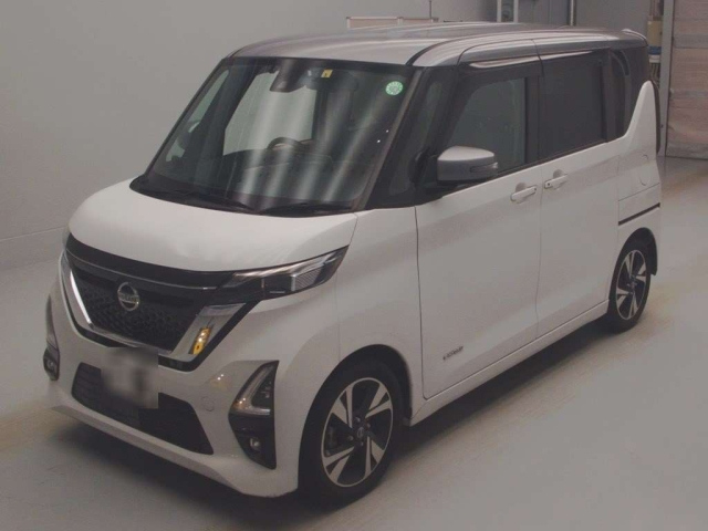 NISSAN ROOX 2020