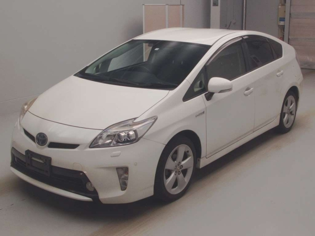 TOYOTA PRIUS 2014