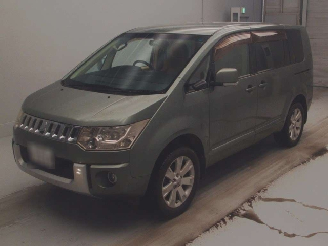 MITSUBISHI DELICA D5 2007