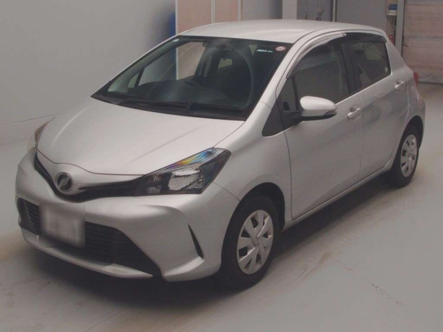 TOYOTA VITZ 2016