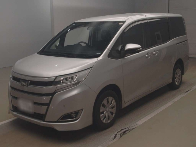TOYOTA NOAH 2020