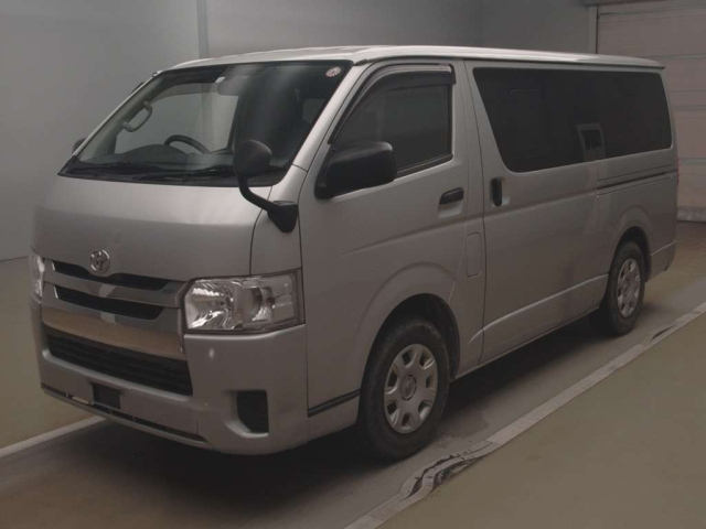 TOYOTA REGIUS ACE VAN 2017