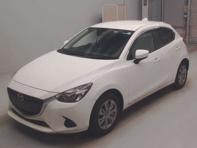 MAZDA DEMIO 2019