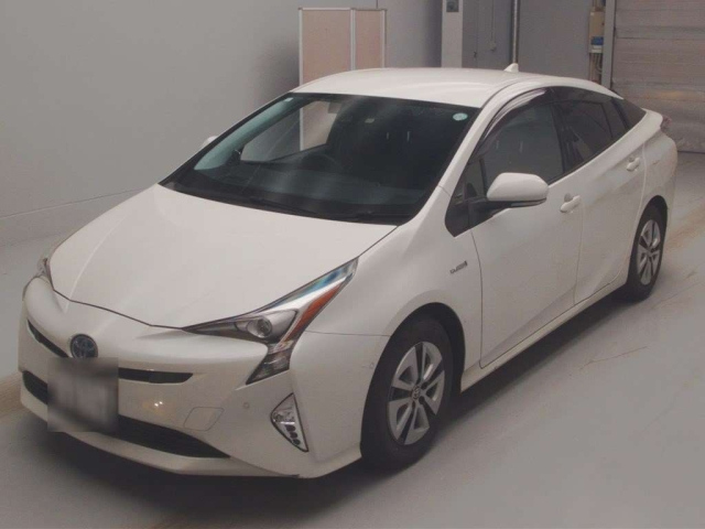 TOYOTA PRIUS 2017