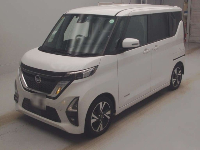 NISSAN ROOX 2020