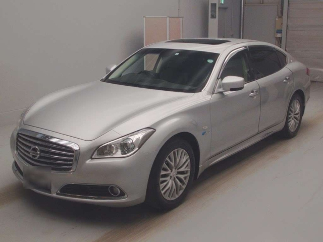 NISSAN CIMA 2012