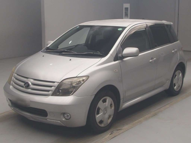 TOYOTA IST 2006