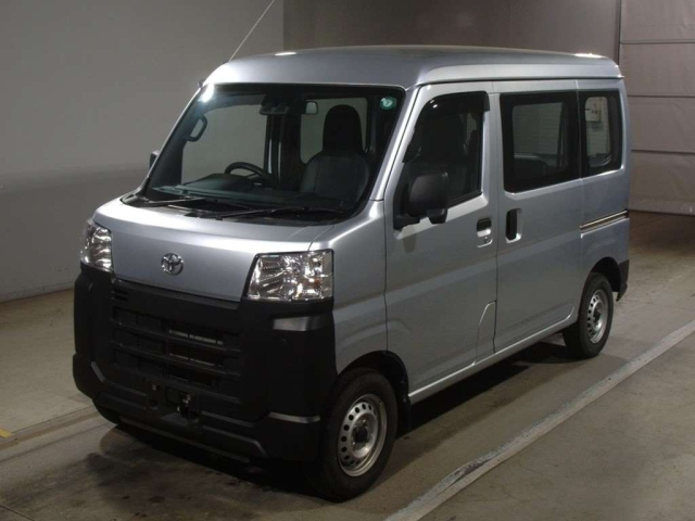 TOYOTA PIXIS VAN 2022