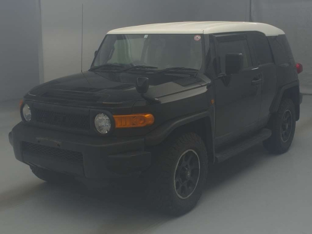 TOYOTA FJ CRUISER 2012