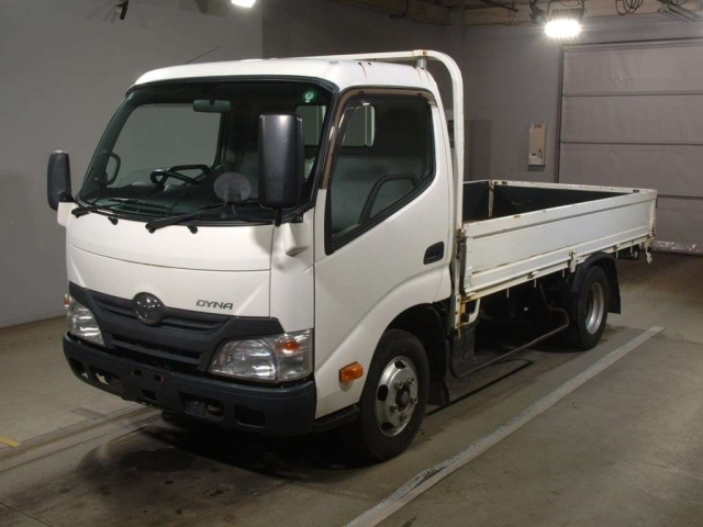 TOYOTA DYNA