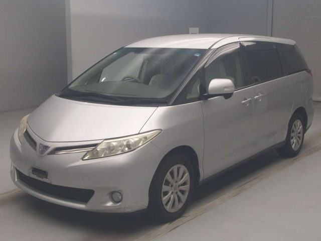 TOYOTA ESTIMA 2010