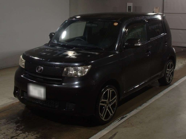 TOYOTA BB 2010