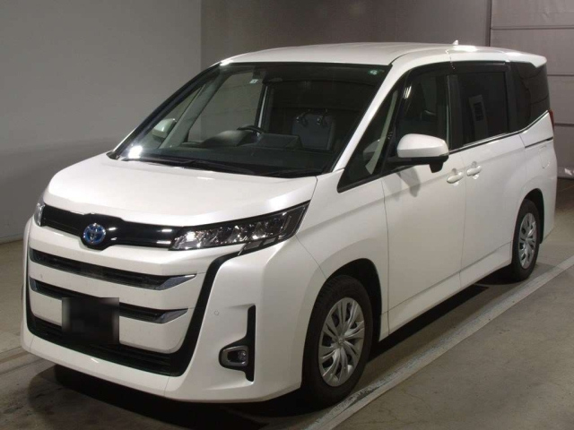 TOYOTA NOAH 2022
