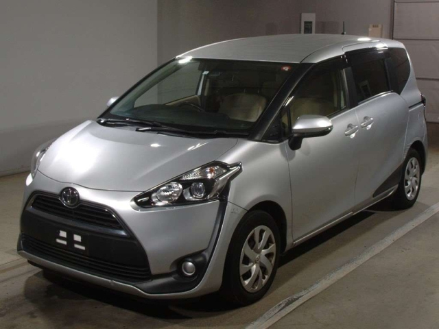 TOYOTA SIENTA 2016