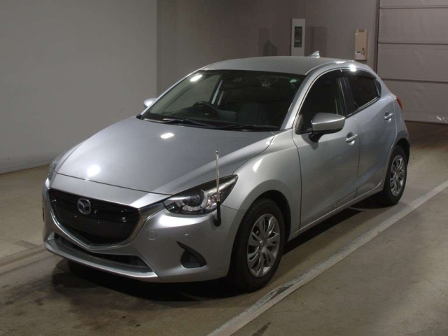 MAZDA DEMIO 2018