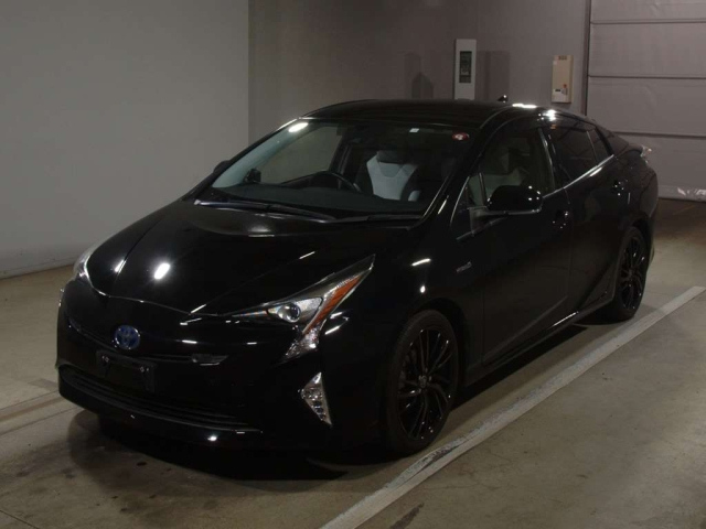 TOYOTA PRIUS 2018