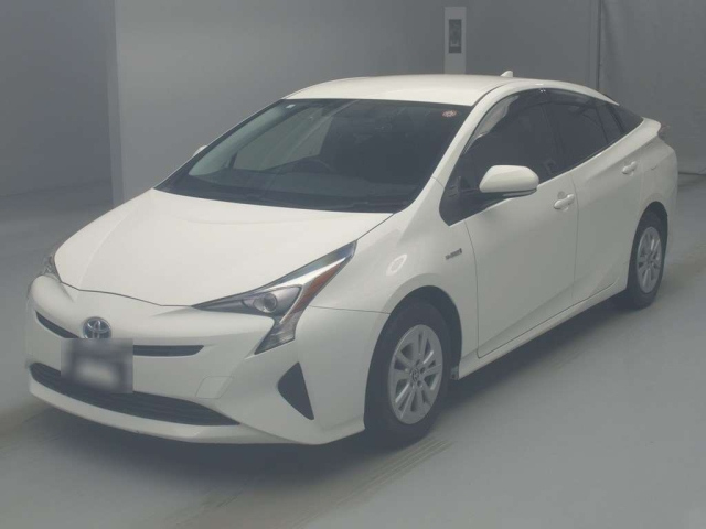 TOYOTA PRIUS 2018