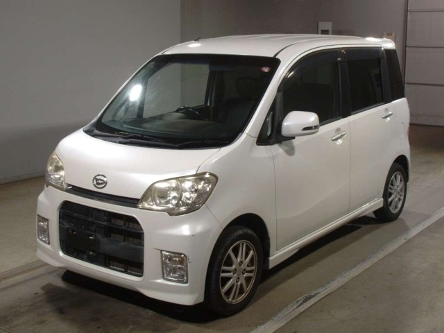 DAIHATSU TANTO EXE 2010