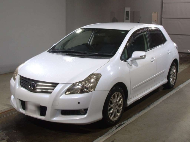 TOYOTA BLADE