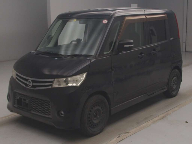 NISSAN ROOX 2010