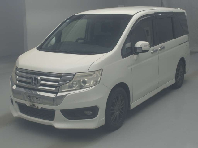 HONDA STEP WAGON 2012