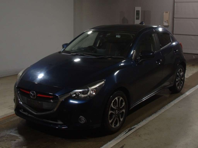 MAZDA DEMIO 2016