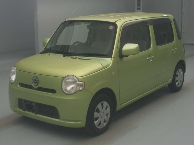 DAIHATSU MIRA 2010