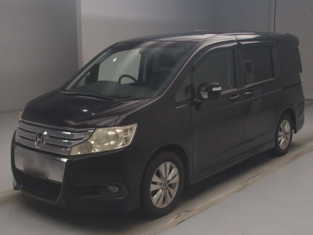 HONDA STEP WAGON 2011