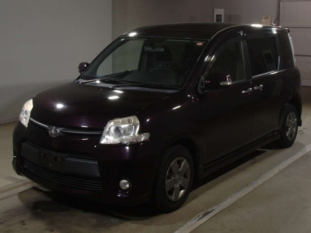 TOYOTA SIENTA 2012