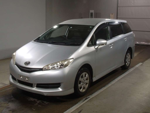 TOYOTA WISH 2014