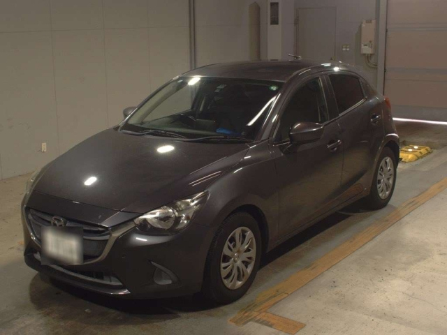 MAZDA DEMIO 2016