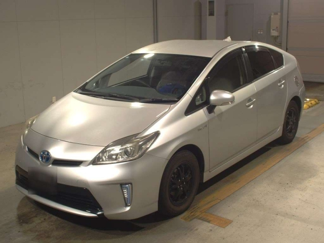 TOYOTA PRIUS 2014