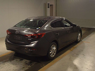 MAZDA AXELA 2016
