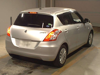 SUZUKI SWIFT 2015