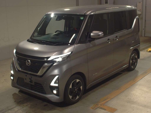 NISSAN ROOX 2022