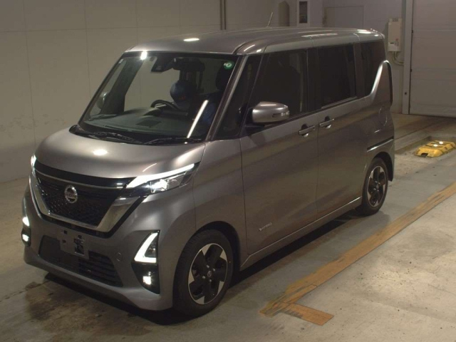 NISSAN ROOX 2022
