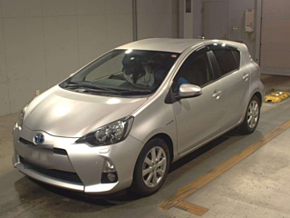TOYOTA AQUA 2014